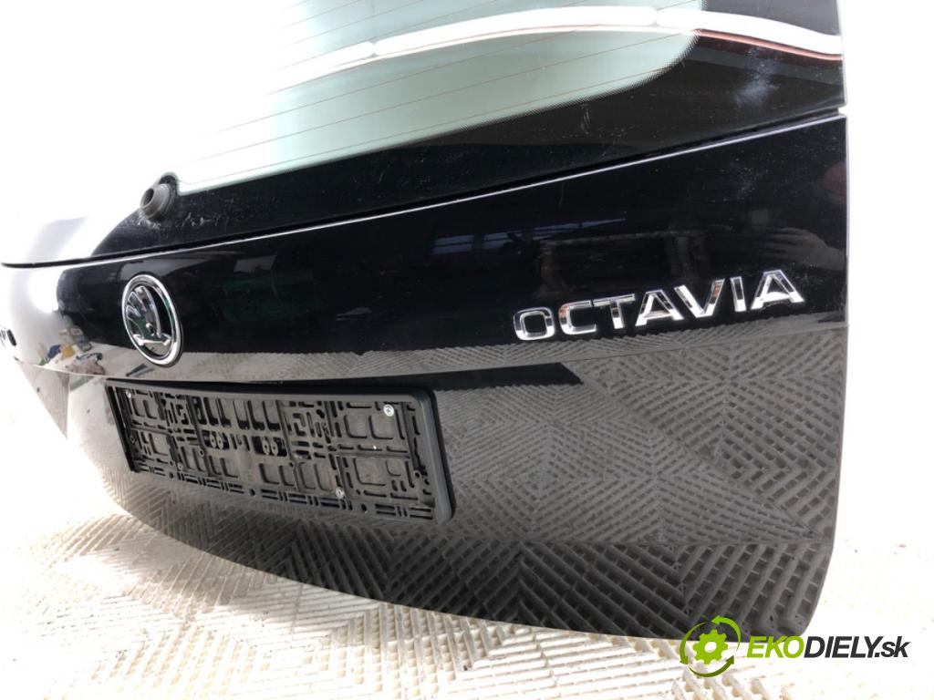 SKODA OCTAVIA III Kombi 2018 85 kW 1.6 TDI 1598 kapota zad