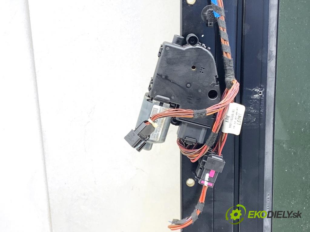 AUDI Q7 4L SUV 2007 171 kW 3.0 TDI quattro 2967 strešné okno 4L0898633 (Sklo karosérie)