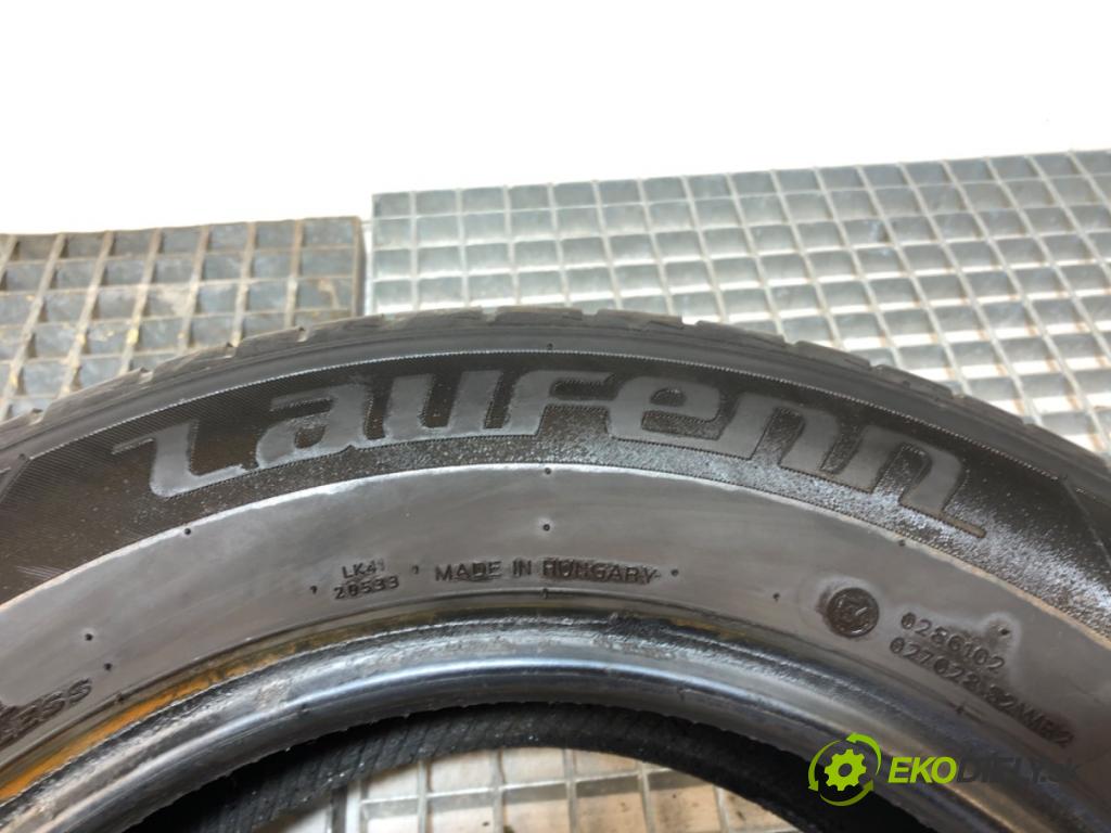 --- ---      PNEUMATIKA: 2X 195/55 15" LAUFENN: