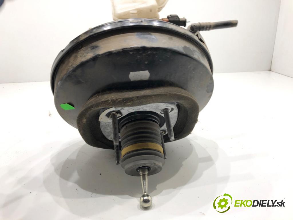 CITROEN C3 III liftback 2018 61 kW 1.2 PureTech 82 1199 Posilovač bŕzd 9811514380