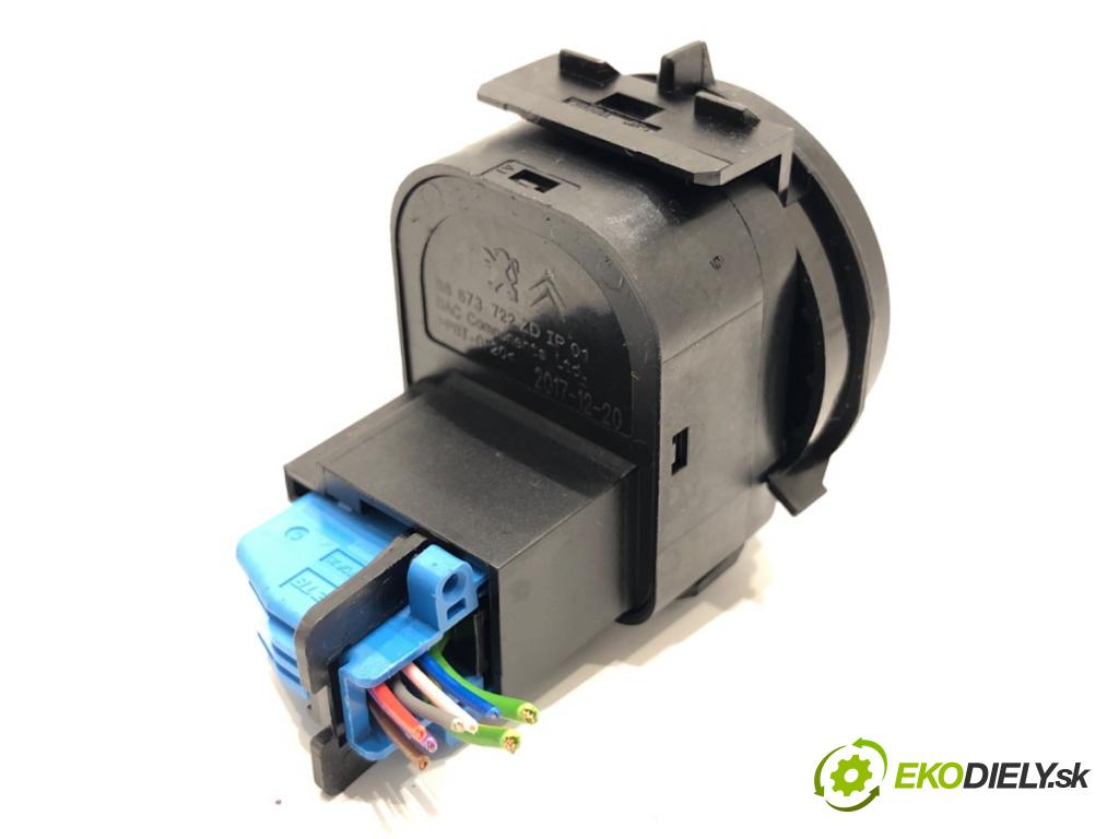 CITROEN C3 III liftback 2018 61 kW 1.2 PureTech 82 1199 Prepínač nastavenia spätných zrkadiel 96673722ZD (Prepínacie páčky pod volantom)