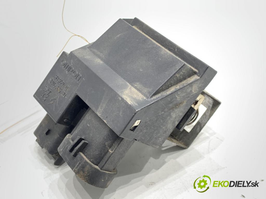 CITROEN C3 III liftback 2018 61 kW 1.2 PureTech 82 1199 Modul ventilátora 9827892380