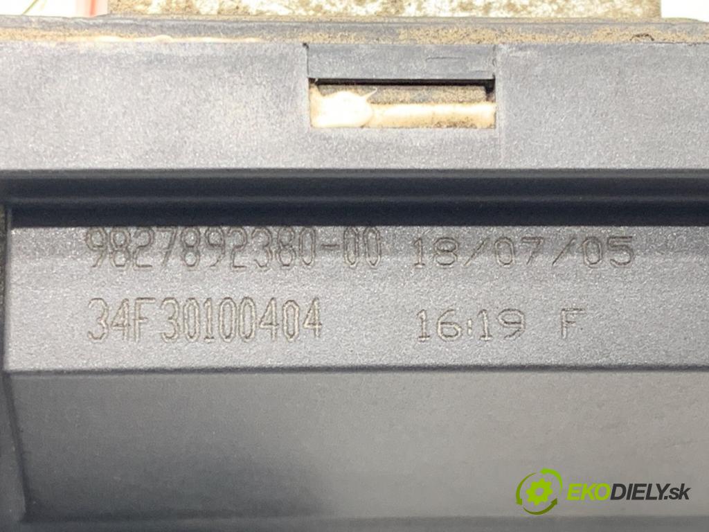 CITROEN C3 III liftback 2018 61 kW 1.2 PureTech 82 1199 modul ventilátoru 9827892380