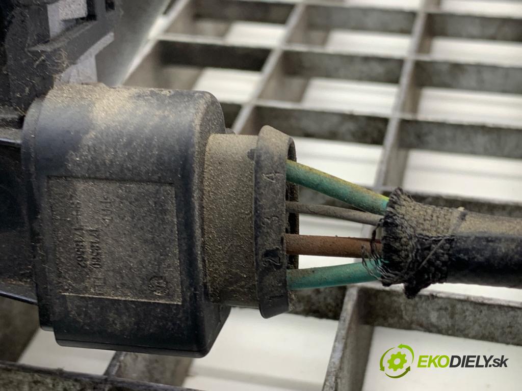 CITROEN C3 III liftback 2018 61 kW 1.2 PureTech 82 1199 Mechanizmus stieračov predný 3397021910 (Motorček stieračov predný)