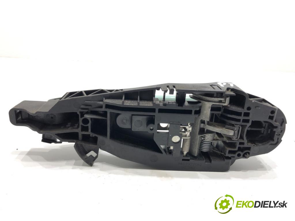 CITROEN C3 III liftback 2018 61 kW 1.2 PureTech 82 1199 Kľučka vonkajšia pravy zad