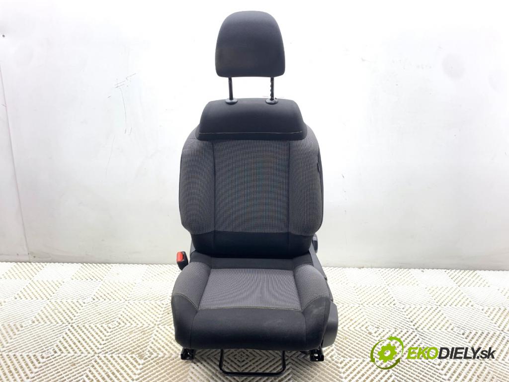 CITROEN C3 III liftback 2018 61 kW 1.2 PureTech 82 1199 Sedadlo ľavy predný 