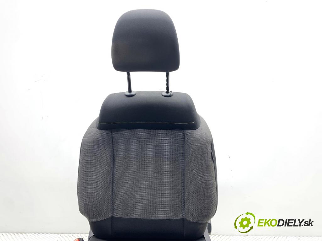 CITROEN C3 III liftback 2018 61 kW 1.2 PureTech 82 1199 Sedadlo ľavy predný
