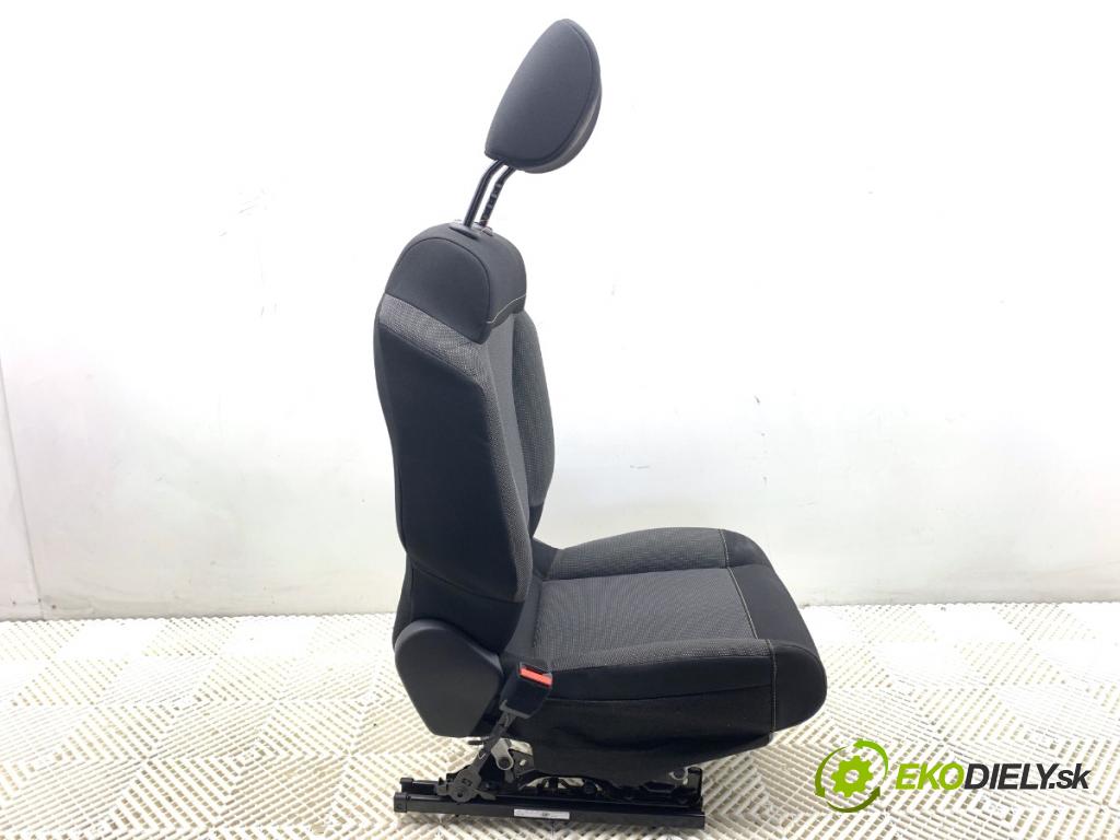 CITROEN C3 III liftback 2018 61 kW 1.2 PureTech 82 1199 Sedadlo ľavy predný