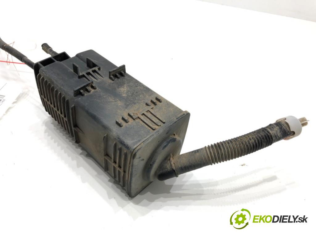 CITROEN C3 III liftback 2018 61 kW 1.2 PureTech 82 1199 filter peľový 7640163AA