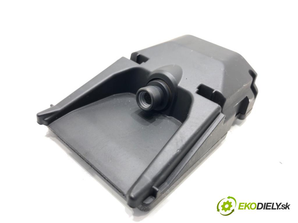 CITROEN C3 III liftback 2018 61 kW 1.2 PureTech 82 1199 KAMERA okna PŘEDNÍ 9828694780