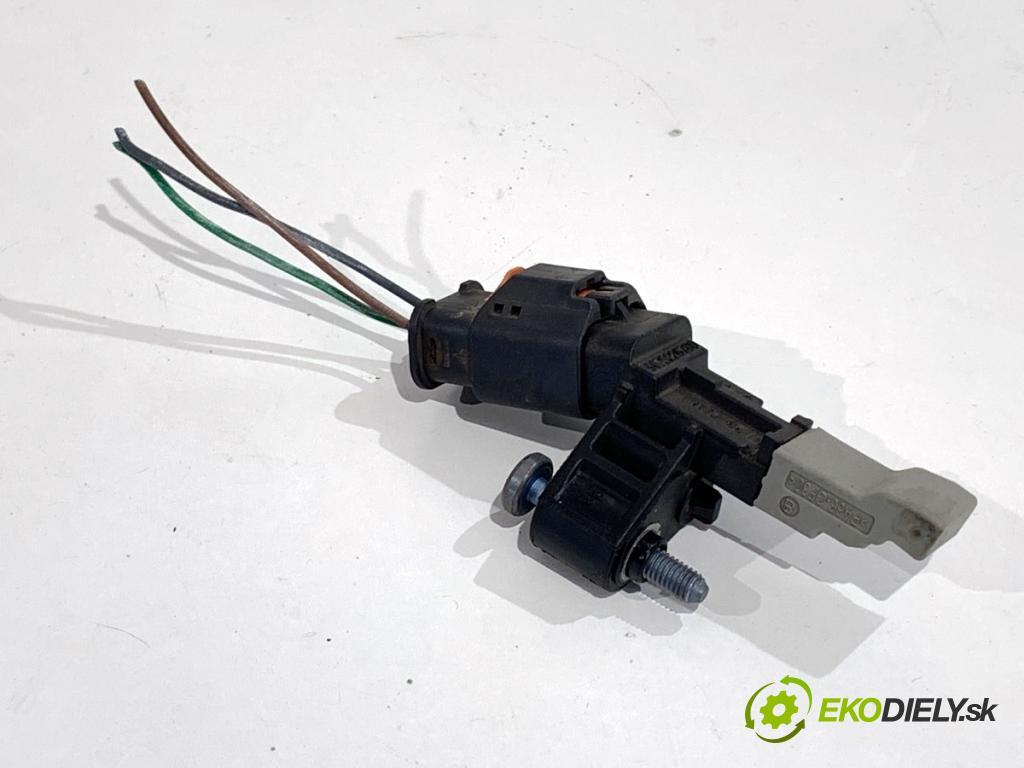 PEUGEOT 308 SW III Kombi 2022 96 kW PureTech 130 (FRHNSL, FRHNST) 1199 Snímač pozície hriadeľa kľukového 9675226780 (Snímač polohy kľukového hriadeľa)