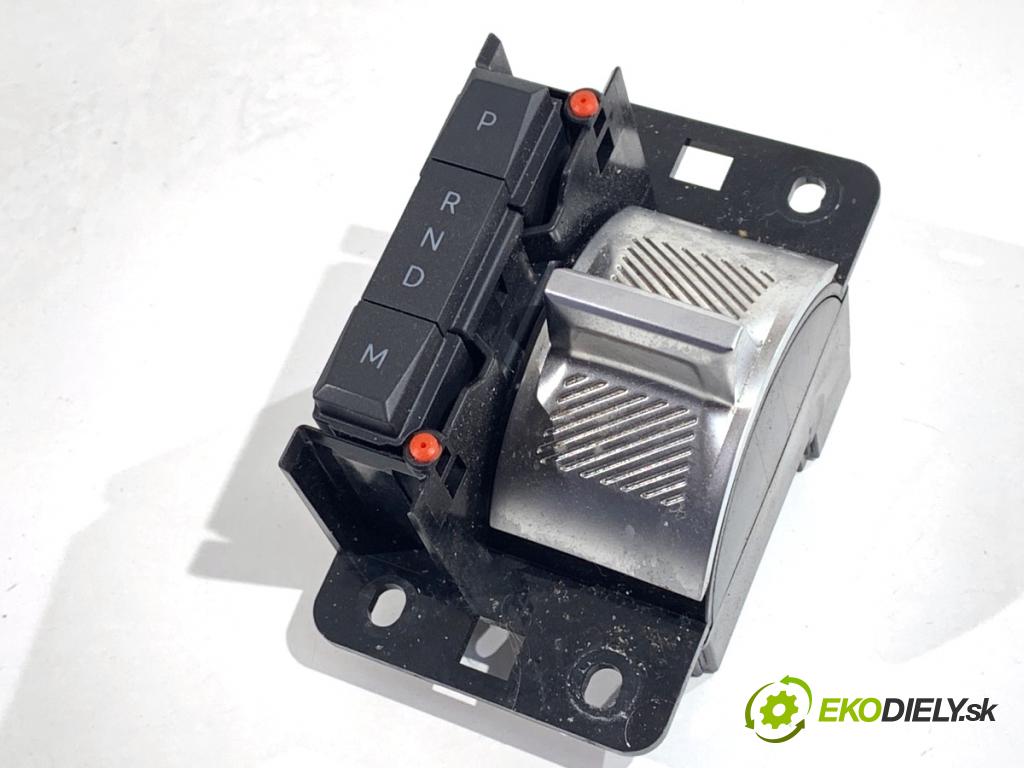 PEUGEOT 308 SW III Kombi 2022 96 kW PureTech 130 (FRHNSL, FRHNST) 1199 Kulisa 98440959ZD (Rýchlostná páka (kulisa))