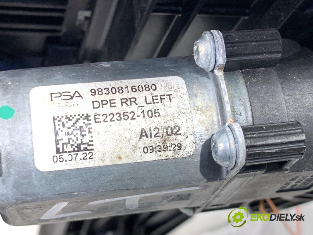 PEUGEOT 308 SW III Kombi 2022 96 kW PureTech 130 (FRHNSL, FRHNST) 1199 Mechanizmus okna ľavy zad 9830816080