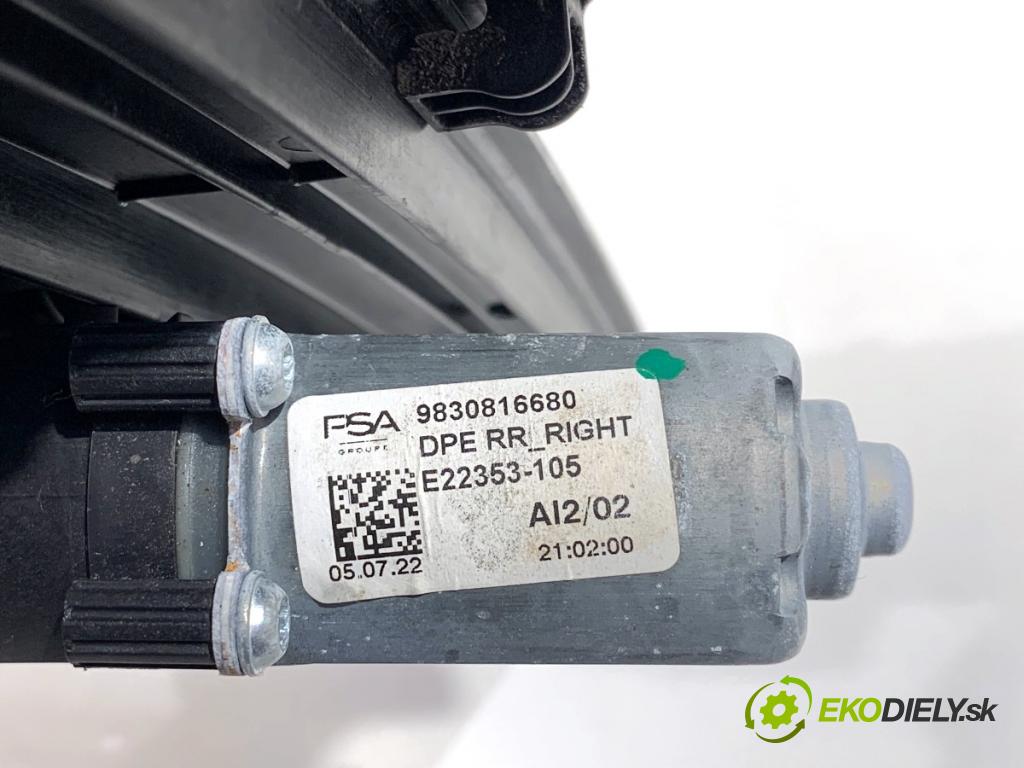 PEUGEOT 308 SW III Kombi 2022 96 kW PureTech 130 (FRHNSL, FRHNST) 1199 Mechanizmus okna pravy zad 9830816680