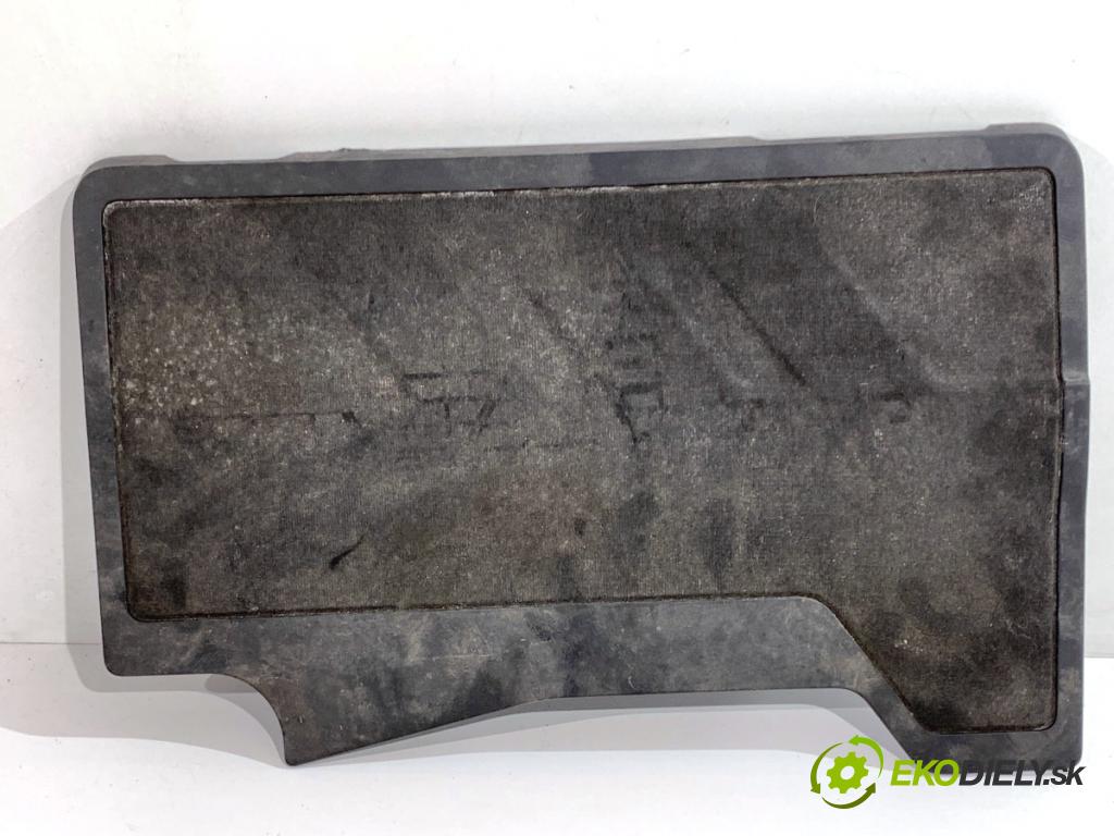 PEUGEOT 308 SW III Kombi 2022 96 kW PureTech 130 (FRHNSL, FRHNST) 1199 Kryt Motor 9825492380 (Kryt motora)