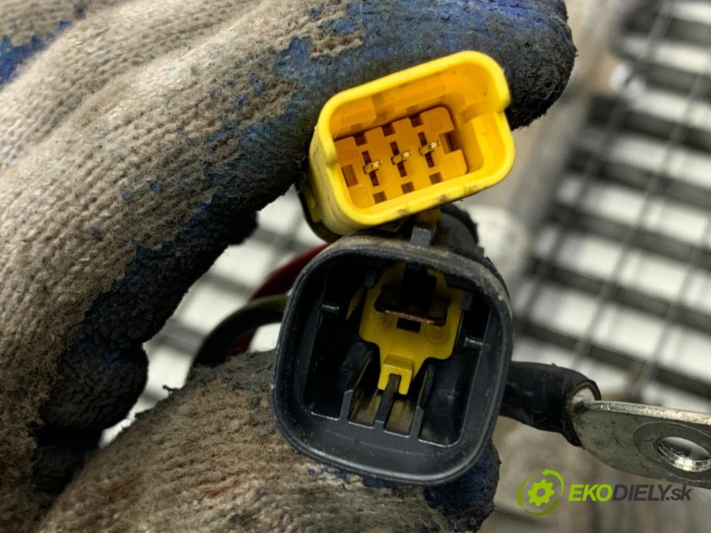 PEUGEOT 308 SW III Kombi 2022 96 kW PureTech 130 (FRHNSL, FRHNST) 1199 řízení 680001757800 (Řízení)