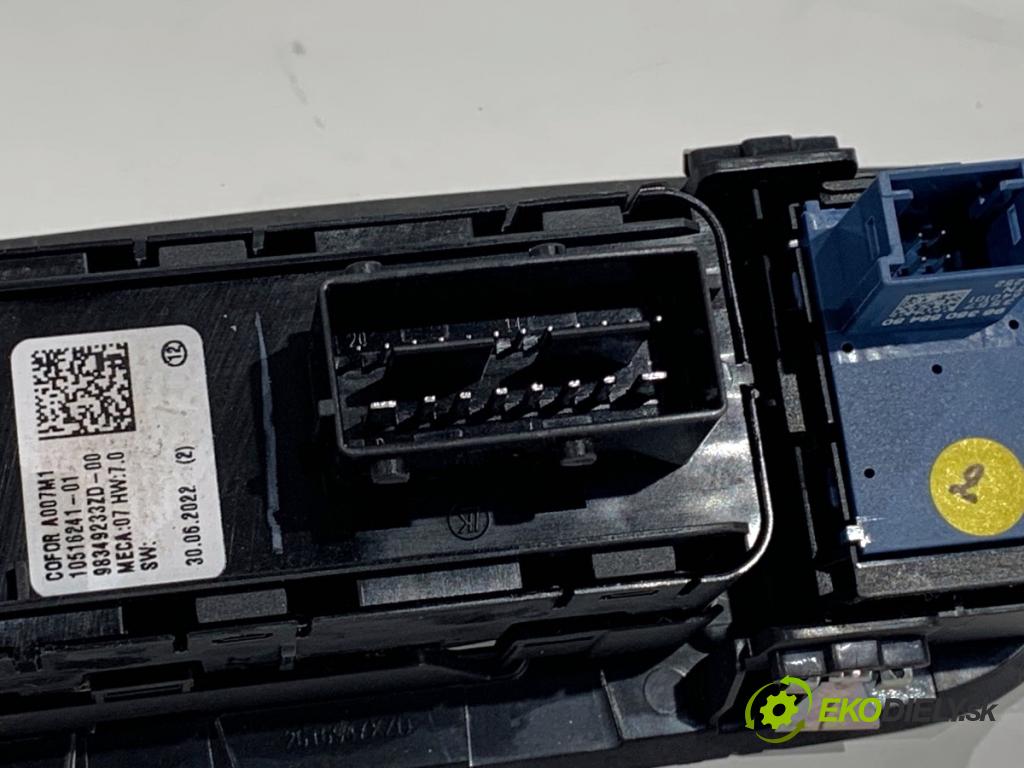 PEUGEOT 308 SW III Kombi 2022 96 kW PureTech 130 (FRHNSL, FRHNST) 1199 Prepínač okien 98349233ZD (Prepínacie páčky pod volantom)