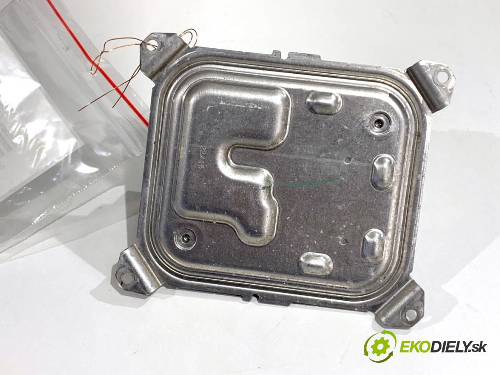 PEUGEOT 308 SW III Kombi 2022 96 kW PureTech 130 (FRHNSL, FRHNST) 1199 Menič XENON 9843194480 (Riadiaca jednotka xenónu)