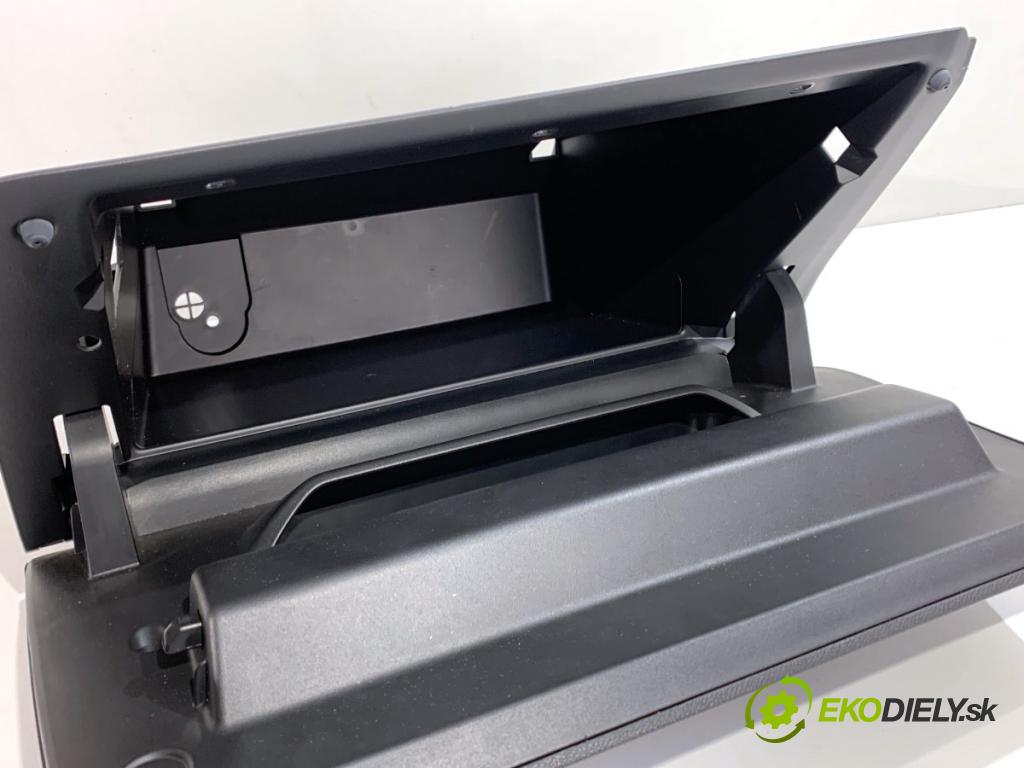 PEUGEOT 308 SW III Kombi 2022 96 kW PureTech 130 (FRHNSL, FRHNST) 1199 Priehradka, kastlík spolujazdca  (Priehradka (kastlík))