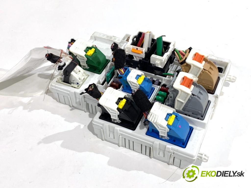 PEUGEOT 308 SW III Kombi 2022 96 kW PureTech 130 (FRHNSL, FRHNST) 1199 modul BSM 9851622580 (Řídící jednotka ostatní)