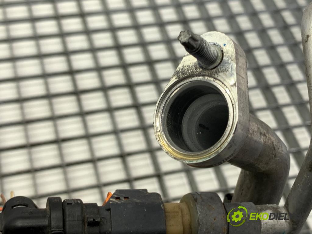 PEUGEOT 308 SW III Kombi 2022 96 kW PureTech 130 (FRHNSL, FRHNST) 1199 rúrka klimatizácie  (Rúrka klimatizácie)