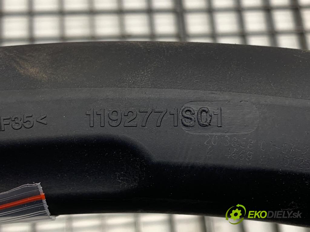 PEUGEOT 308 SW III Kombi 2022 96 kW PureTech 130 (FRHNSL, FRHNST) 1199 Rúra vzduchu 9820100780