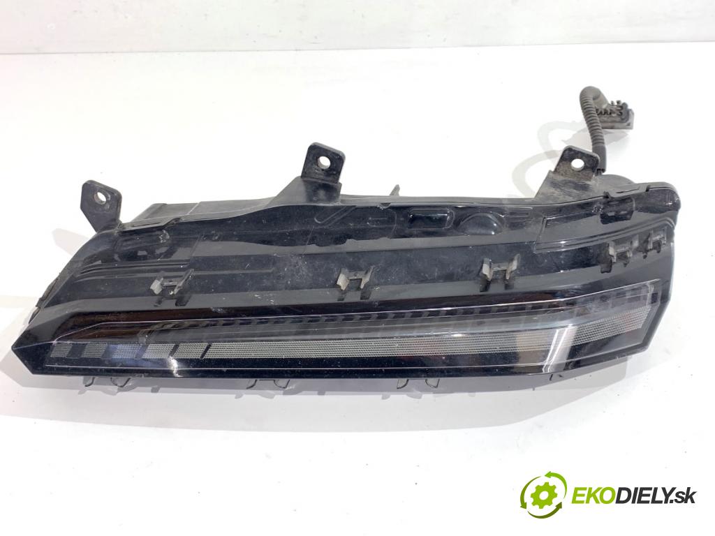 PEUGEOT 308 SW III Kombi 2022 96 kW PureTech 130 (FRHNSL, FRHNST) 1199 Svetlo DRL: pravy predný 9835230880