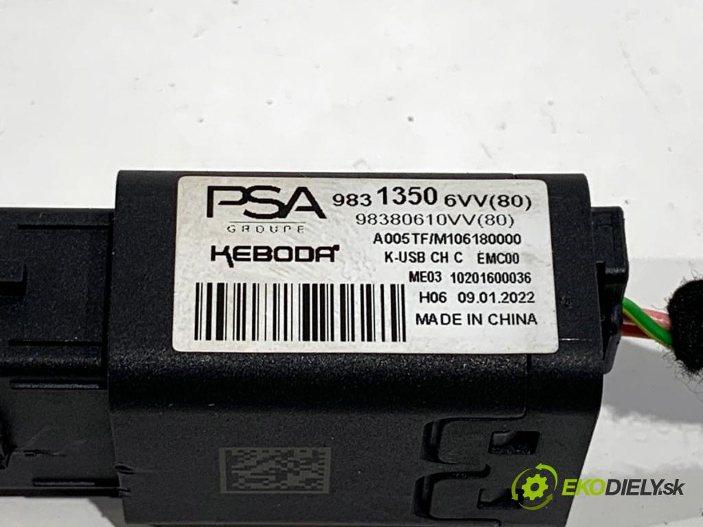 PEUGEOT 308 SW III Kombi 2022 96 kW PureTech 130 (FRHNSL, FRHNST) 1199 HNÍZDO: USB 98313506VV