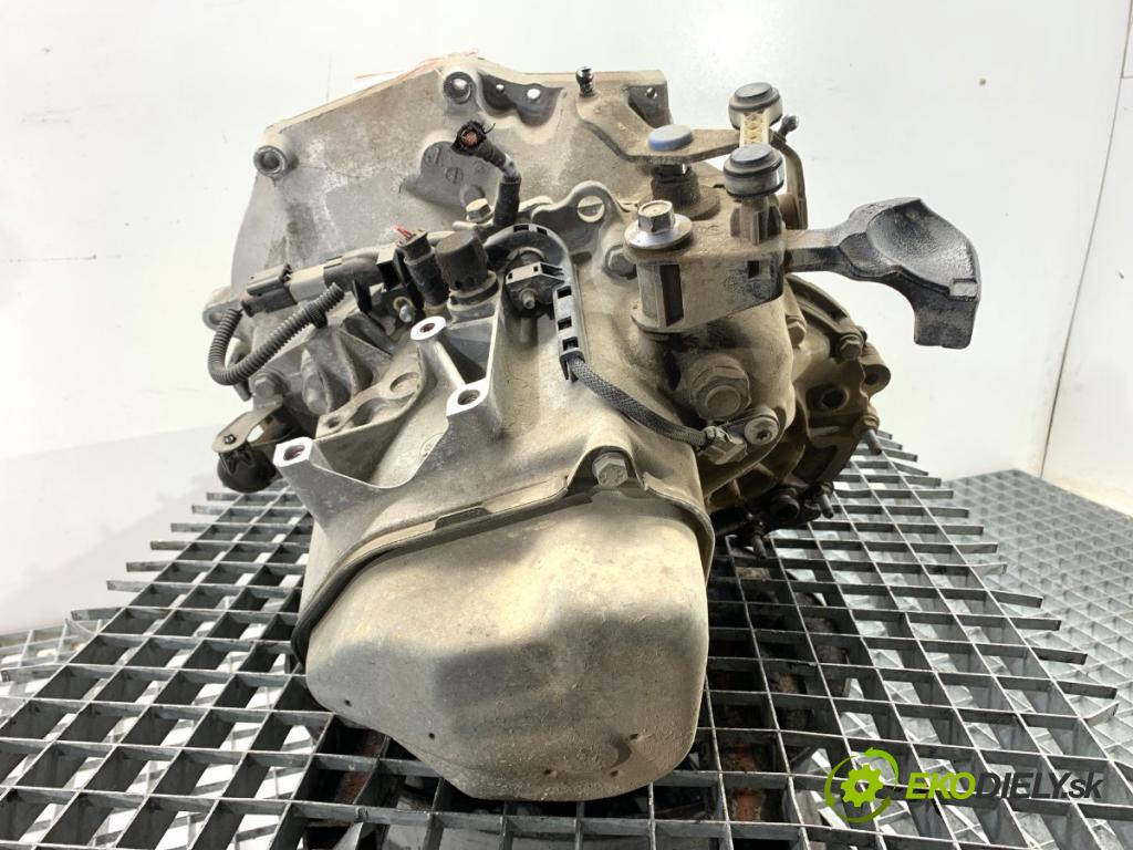 CITROEN C3 III liftback 2018 61 kW 1.2 PureTech 82 1199 Prevodovka 20A704 (Prevodovka)