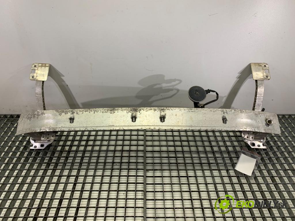 CITROEN C3 III liftback 2018 61 kW 1.2 PureTech 82 1199 výztuha nárazníka přední část 9801276380 (Přední výztuha)