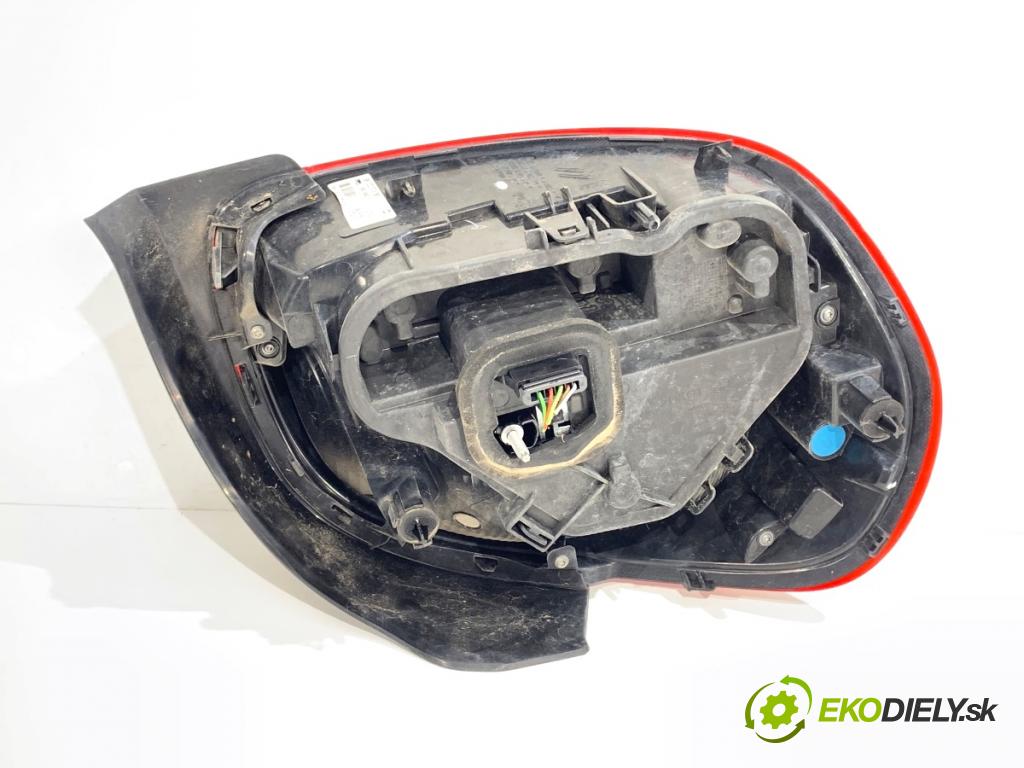 CITROEN C3 III liftback 2018 61 kW 1.2 PureTech 82 1199 Svetlo pravy zad 9812257480