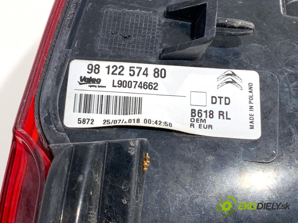 CITROEN C3 III liftback 2018 61 kW 1.2 PureTech 82 1199 Svetlo pravy zad 9812257480
