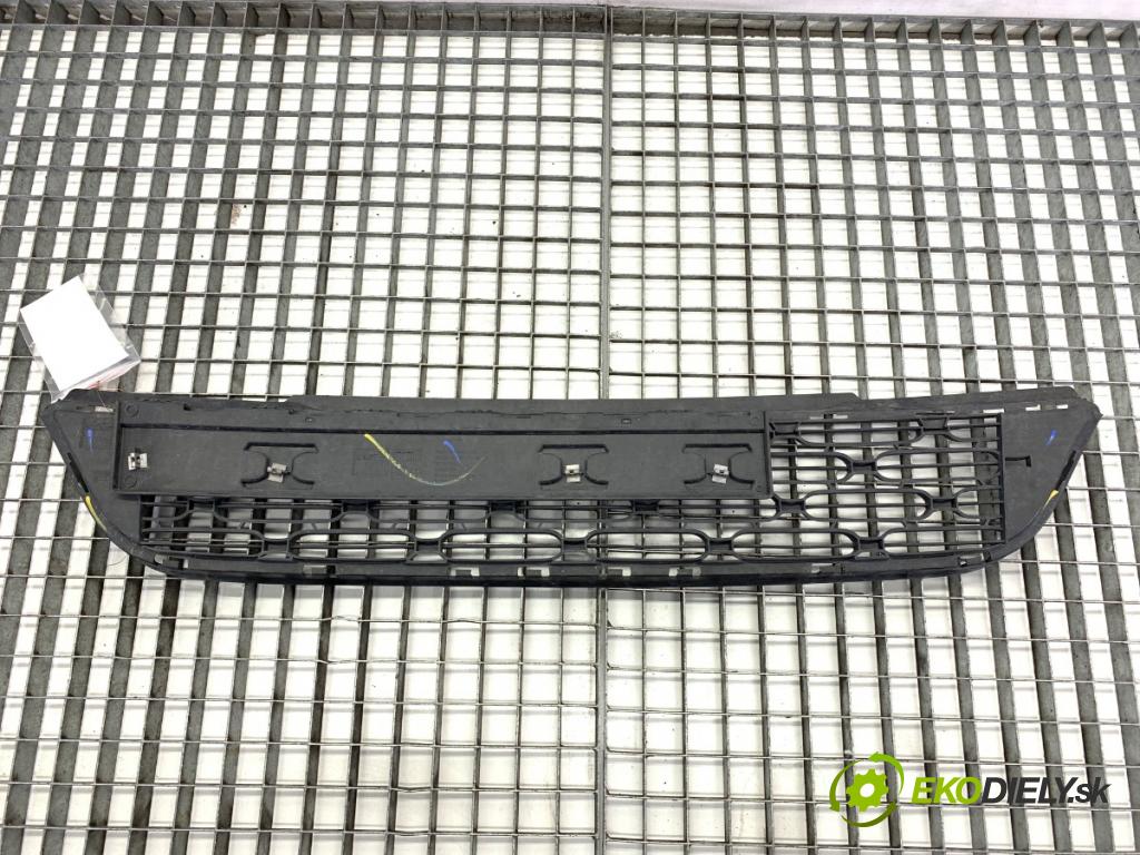 CITROEN C3 III liftback 2018 61 kW 1.2 PureTech 82 1199 Mriežky nárazníka predný stredna 9815134980