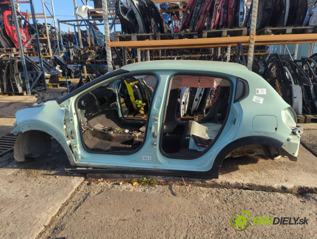 CITROEN C3 III liftback 2018 61 kW 1.2 PureTech 82 1199 karoséria ČTVRŤÁK: Blatník zad ľavy pravy prah strecha PODŁUŻNICA ľavy pravy