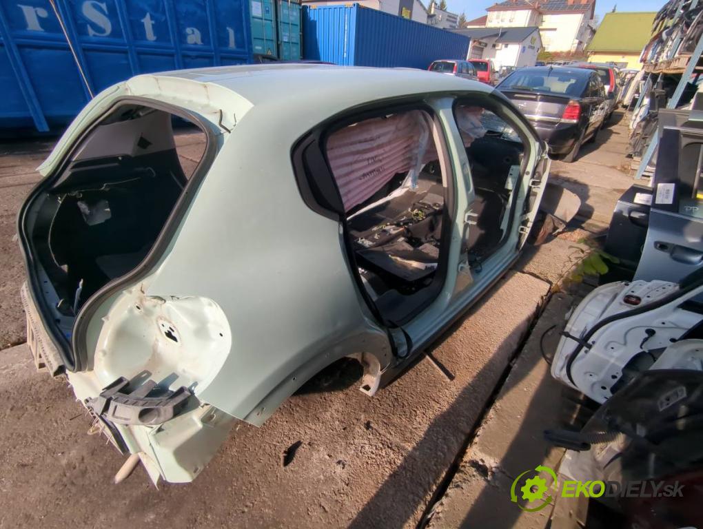 CITROEN C3 III liftback 2018 61 kW 1.2 PureTech 82 1199 karoséria ČTVRŤÁK: Blatník zad ľavy pravy prah strecha PODŁUŻNICA ľavy pravy