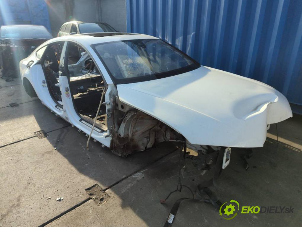 AUDI A7 4G liftback 2012 230 kW 3.0 TDI quattro 2967 karoséria ČTVRŤÁK: Blatník zad ľavy pravy prah strecha PODŁUŻNICA ľavy pravy 