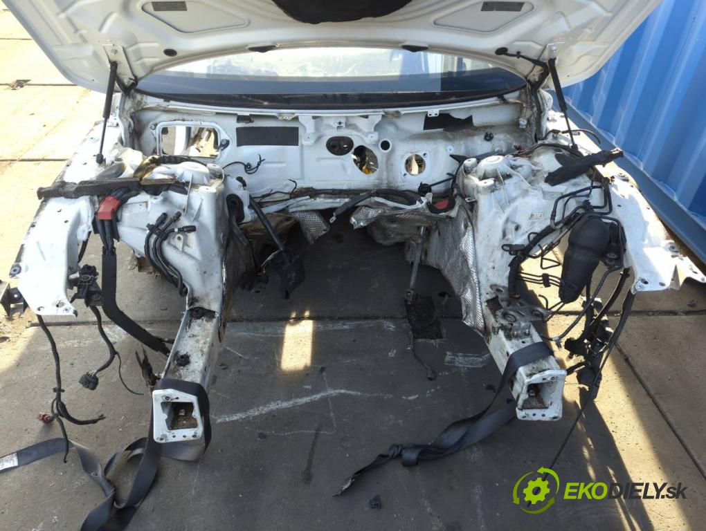 AUDI A7 4G liftback 2012 230 kW 3.0 TDI quattro 2967 karoséria ČTVRŤÁK: Blatník zad ľavy pravy prah strecha PODŁUŻNICA ľavy pravy