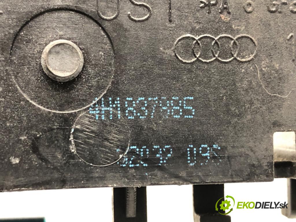 AUDI A7 4G liftback 2012 230 kW 3.0 TDI quattro 2967 Kľučka vonkajšia ľavy predný 4H1837885