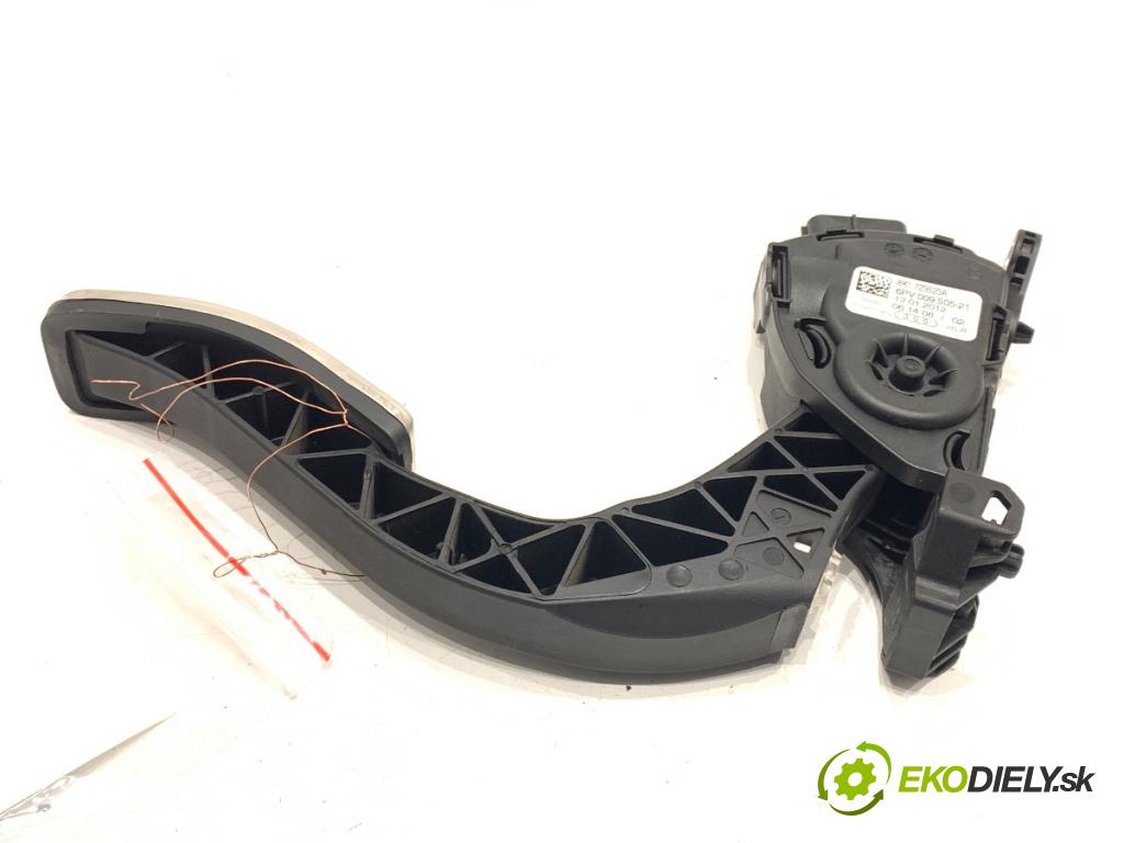 AUDI A7 4G liftback 2012 230 kW 3.0 TDI quattro 2967 Potenciometer plynu 8K1723523A (Potenciometer plynového pedálu)