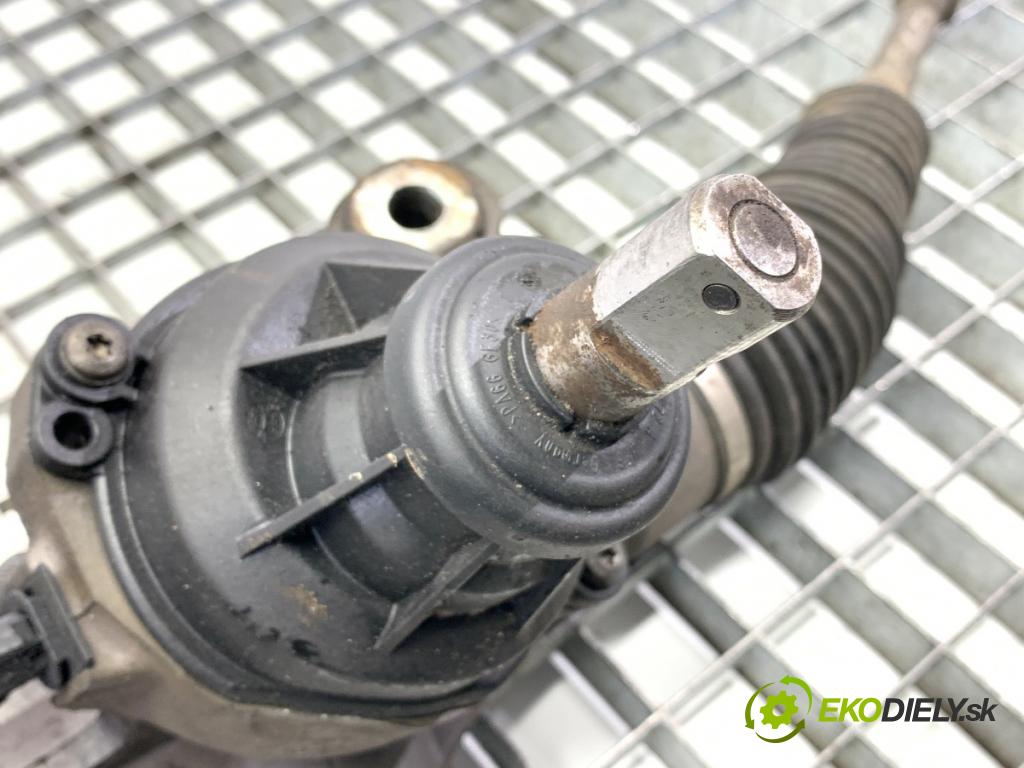 AUDI A7 4G liftback 2012 230 kW 3.0 TDI quattro 2967 řízení 4G1423105D (Řízení)