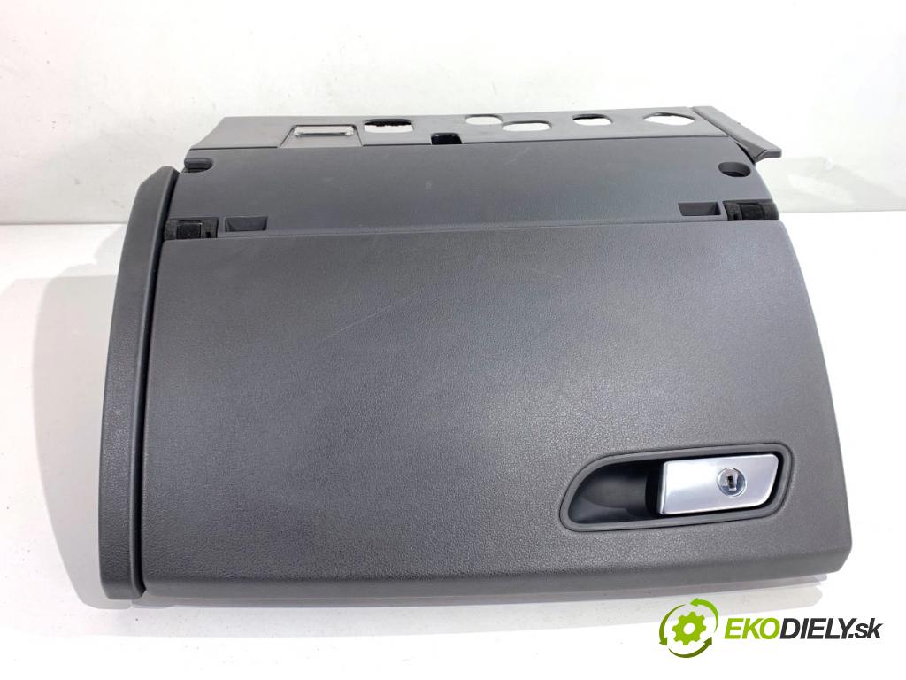 AUDI A7 4G liftback 2012 230 kW 3.0 TDI quattro 2967 Priehradka, kastlík spolujazdca  (Priehradka (kastlík))