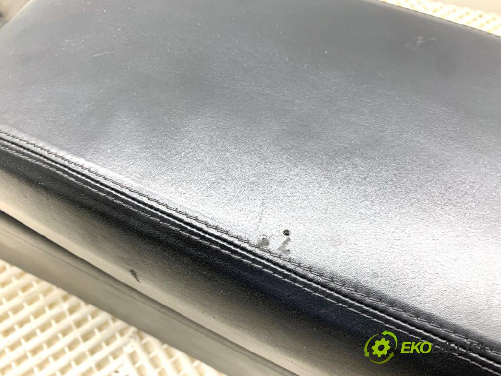 AUDI A7 4G liftback 2012 230 kW 3.0 TDI quattro 2967 Tunel středový  (Středový tunel)