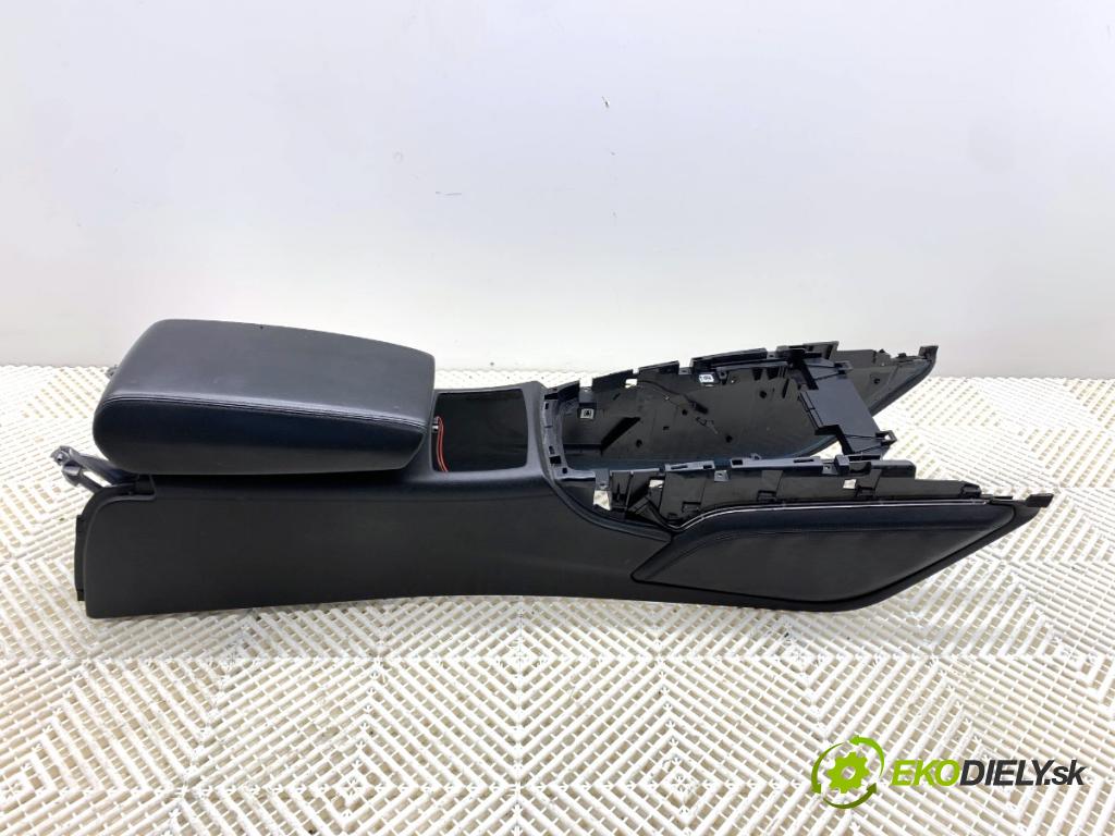 AUDI A7 4G liftback 2012 230 kW 3.0 TDI quattro 2967 Tunel středový  (Středový tunel)