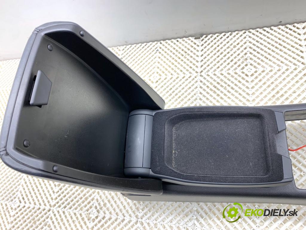 AUDI A7 4G liftback 2012 230 kW 3.0 TDI quattro 2967 Tunel středový  (Středový tunel)