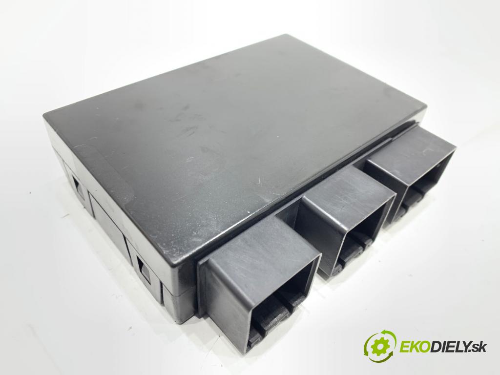 AUDI A7 4G liftback 2012 230 kW 3.0 TDI quattro 2967 Modul ťažného oka 4G8907383 (Riadiaca jednotka ostatné)