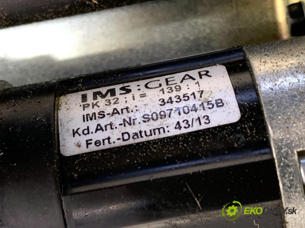 AUDI A7 4G liftback 2012 230 kW 3.0 TDI quattro 2967 Spoiler křídlo 4G8827948F (Spoiler)
