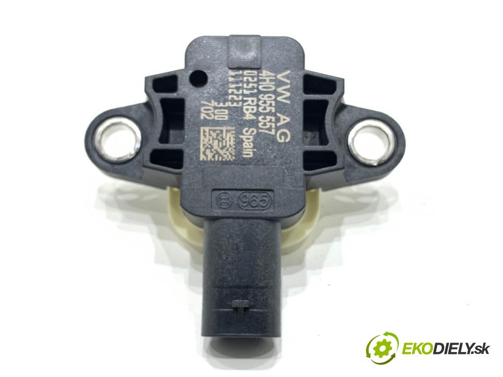 AUDI A7 4G liftback 2012 230 kW 3.0 TDI quattro 2967 Snímač nárazu 4H0955557 (Snímač nárazu)