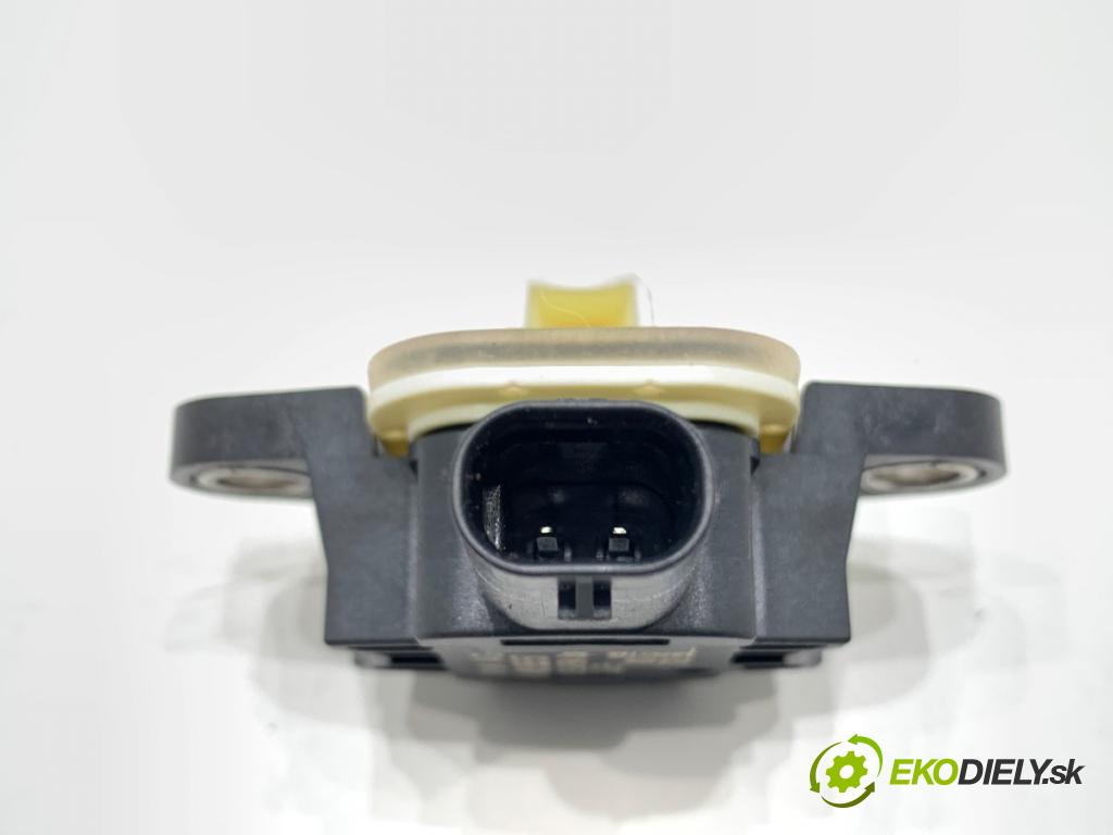 AUDI A7 4G liftback 2012 230 kW 3.0 TDI quattro 2967 Snímač nárazu 4H0955557 (Snímač nárazu)