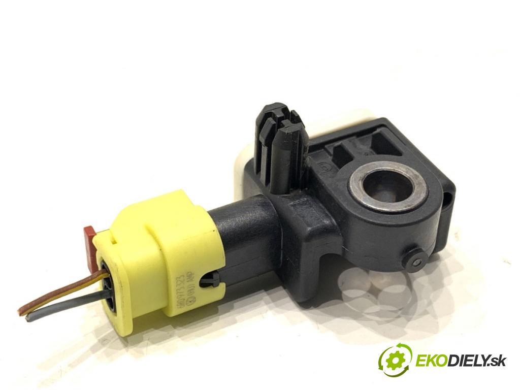 AUDI A7 4G liftback 2012 230 kW 3.0 TDI quattro 2967 Snímač nárazu 4H0959643 (Snímač nárazu)