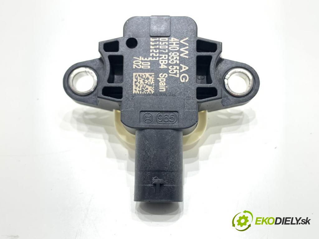 AUDI A7 4G liftback 2012 230 kW 3.0 TDI quattro 2967 Snímač nárazu 4H0955557 (Snímač nárazu)